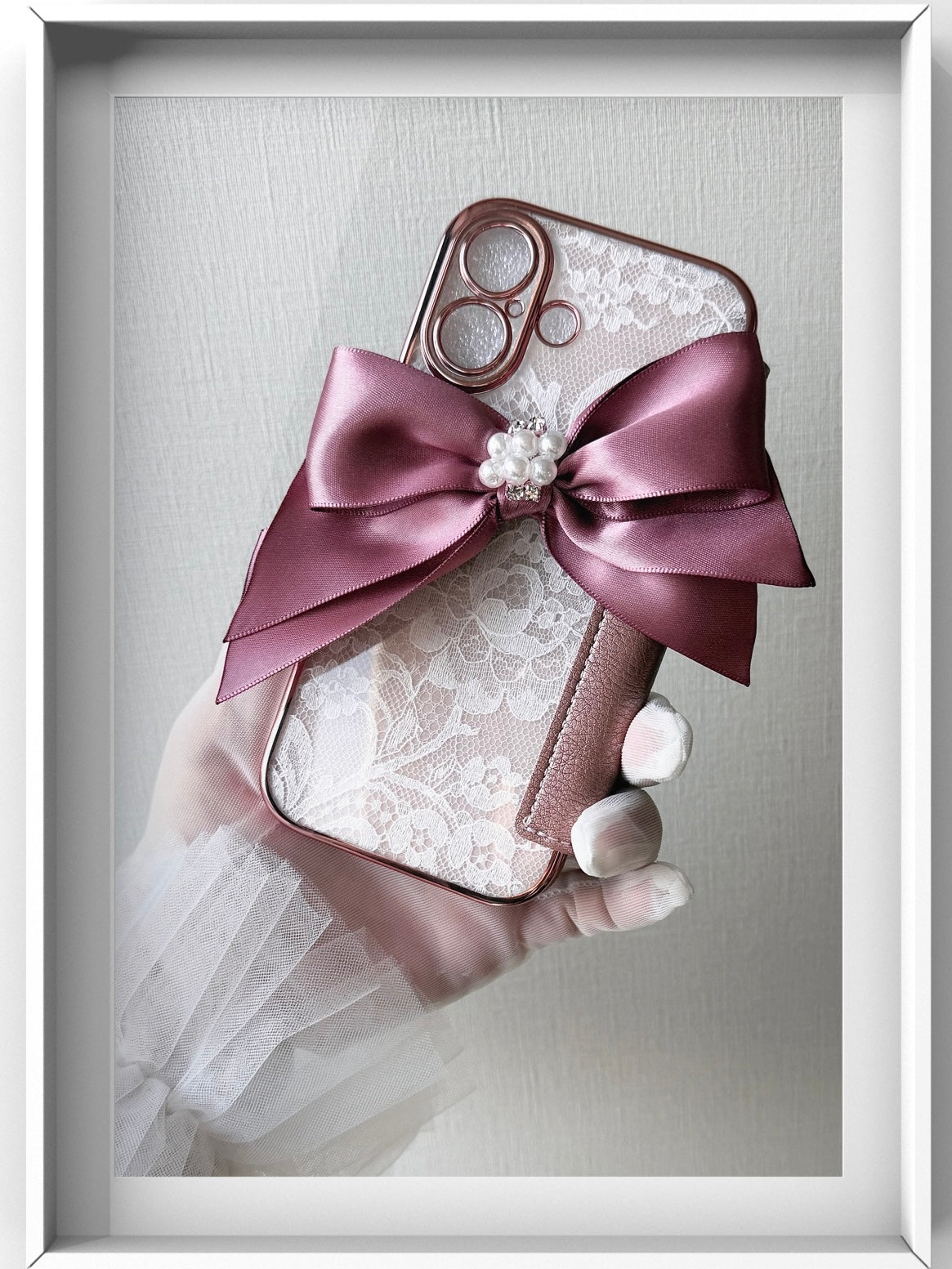 Hime. フランス製高級リバーレースパールビジューリボンハンドメイド オーダー iPhoneケース｜ハンドメイド×大人可愛い（全機種対応）